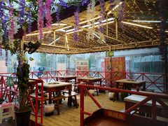 -钢管厂五区小郡肝串串香(蜀都万达店)