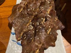 厚切牛舌-魔丼屋(日月光店)