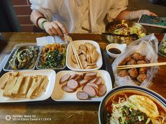 -聚合鑫东北熏酱熟食麻辣面(长阳店)