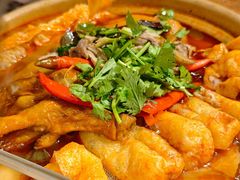 -老表记广西宵夜螺蛳鸭脚煲(东盟店)