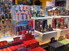 -泡泡玛特POPMART(大卫城店)