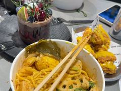 -W COLLECTIVE  DESSERT SHOP