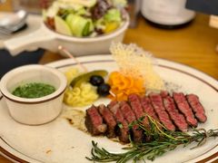 -Mark&Mars Restaurant