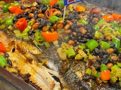 -里岛烤鱼(东港凯虹广场店)