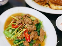 芥兰炒牛肉-胶己人餐馆(珠江路美食街店)
