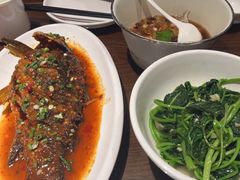 -味上湘菜馆(岳麓山店)