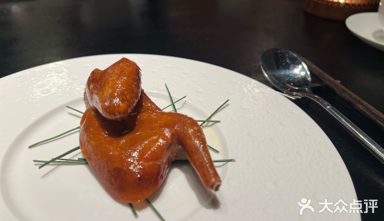 春日里，安安静静享受一顿美食