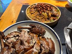 -小饕荟雅安贡椒鱼鲜馆(广福桥店)
