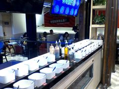 -热火朝天鲜切牛肉火锅(南强街巷店)