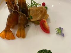 秘制醉大虾拼香椿豆腐-天伦里餐厅(绿城桃花源店)