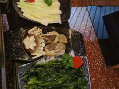 -哥老官重庆美蛙鱼头(沪太路大融城店)