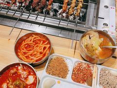 -河坝烧烤串城(虹桥中心店)