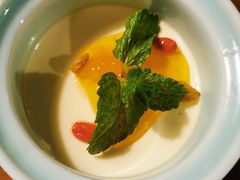 -雀舞云南菜(天津天河城购物中心店)