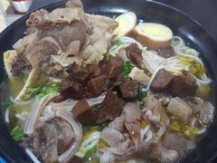 -花溪巷牛肉粉(泉城路店)