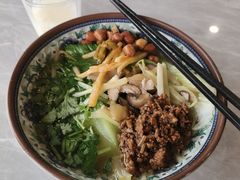 -华海酒店(茂名高铁站店)