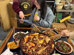 -鸿顺老铁锅美蛙鱼府(解放碑店)