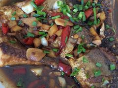 -天乐农家鱼头王(天目湖店)