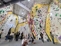 -问山MountQuest攀岩馆