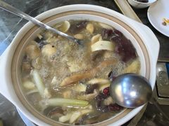 鸡枞-野菌园·野生菌火锅首创第一家(关兴路总店)