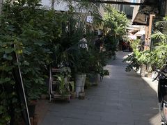 -泉乐坊步行街(烟酒特产平价超市店)