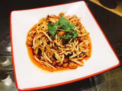 -沙龙宴(夷陵广场店)