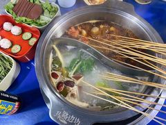 -马路边边·成都串串(翠柏路店)