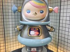 -泡泡玛特POPMART(上海环球港店)