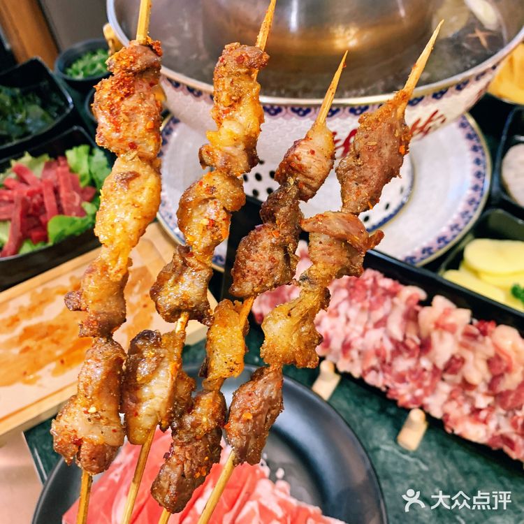 郑州美食｜铜锅清水涮肉的火锅吃着才过瘾🥘