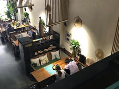 -八月美食小馆(银泰城总店)