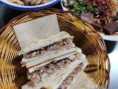 锅盔牙子肉夹馍-古渡驛(丽彩·潮流港店)