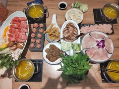 -龙聚德北京烤鸭(沙坪坝华宇A馆店)