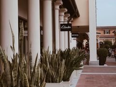 -佛罗伦萨小镇广佛名品奥特莱斯(疏港路店)