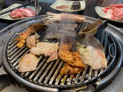 -海吃海喝海鲜烤肉炭火主题自助餐(朝阳店)