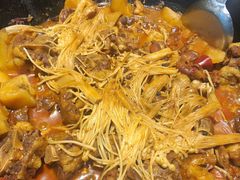 -山河屯铁锅炖(哈西站店)