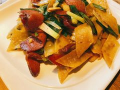 洋芋炒陕南腊肉-東舍食唐精品陕菜馆