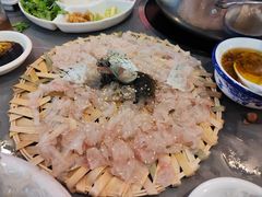 -官塘陈记鱼生·潮汕砂锅粥·牛肉火锅(潮枫路总店)