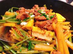 精选肋排焖面-金豆角砂锅焖面(安贞店)