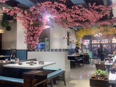 -贵府酸汤牛肉火锅·贵州老字号(飞山街店)