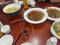 -湖南人家湘菜馆(镇江路店)