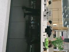 -红鼎豆捞·非遗鲍皇汤火锅(宝丰路店)