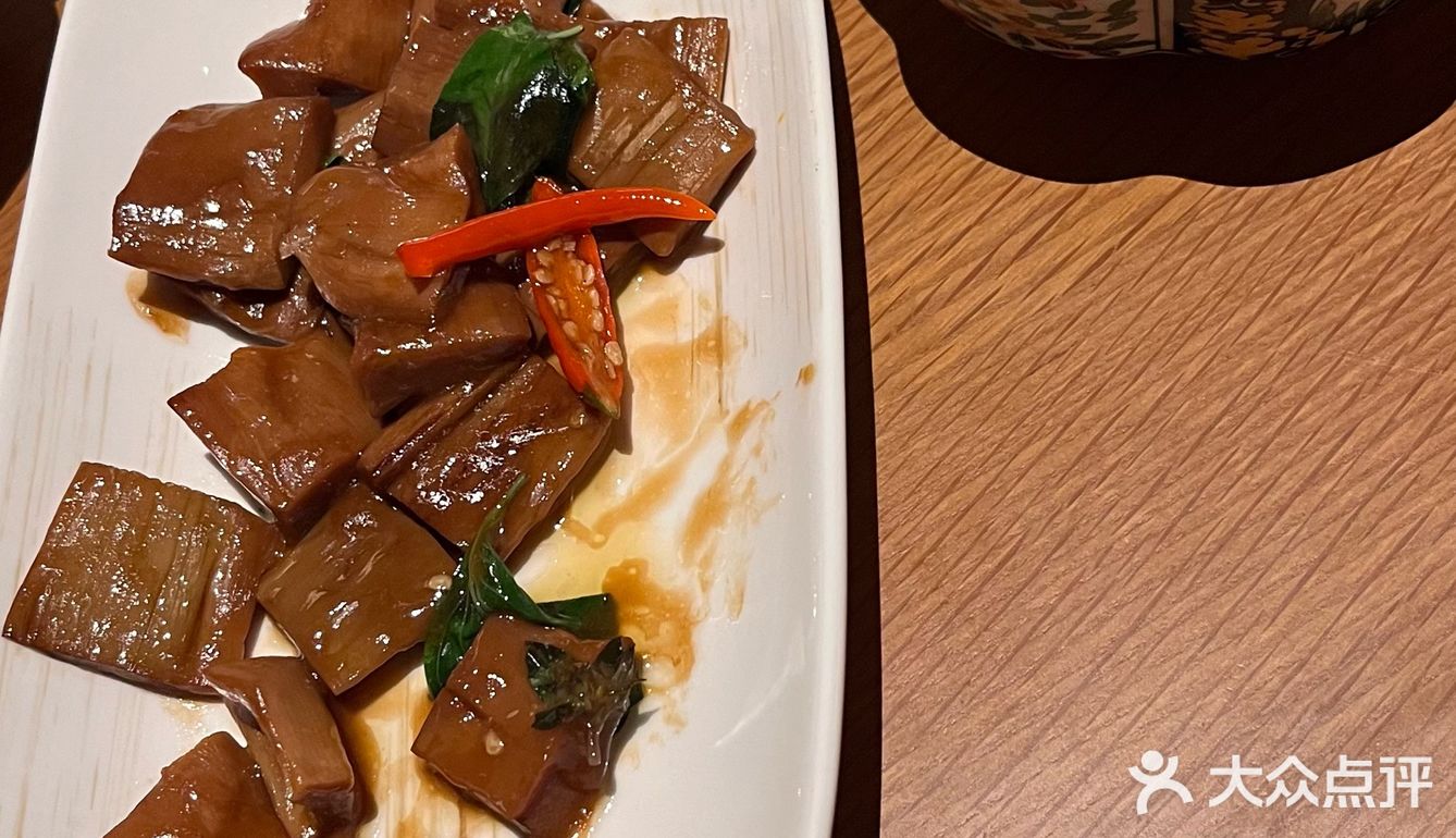 孩子们昨天来过以后今天一听说吃素都高兴地连连赞同