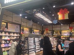 -潮品挚尚(龙湖长楹天街店)