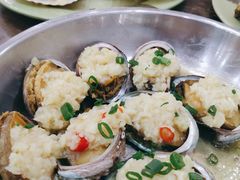 蒜蓉蒸鲍鱼-贞姨美食·老字号海鲜大排档