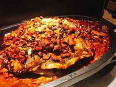 -江边城外烤全鱼(世茂广场店)
