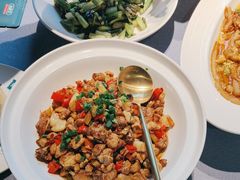 -坛宗剁椒鱼头(河西王府井店)