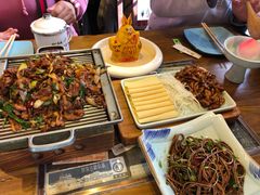 兔爷土豆泥-局气烤鸭·北京菜(前门店)