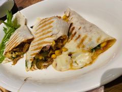 -玛格萝妮(汇智国际商业中心店)