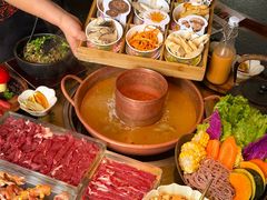 -菌自由丨野生菌火锅特色庭院餐厅(丽江古城店)