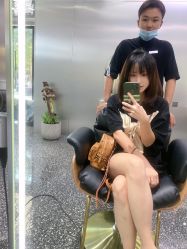 -Tloml salon