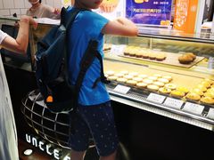 面包甜点陈列柜-芳叔(江南新地店)
